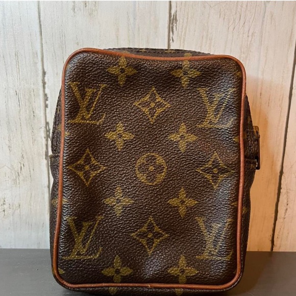 Louis Vuitton Mini Monogram Bag - Picture 1 of 4